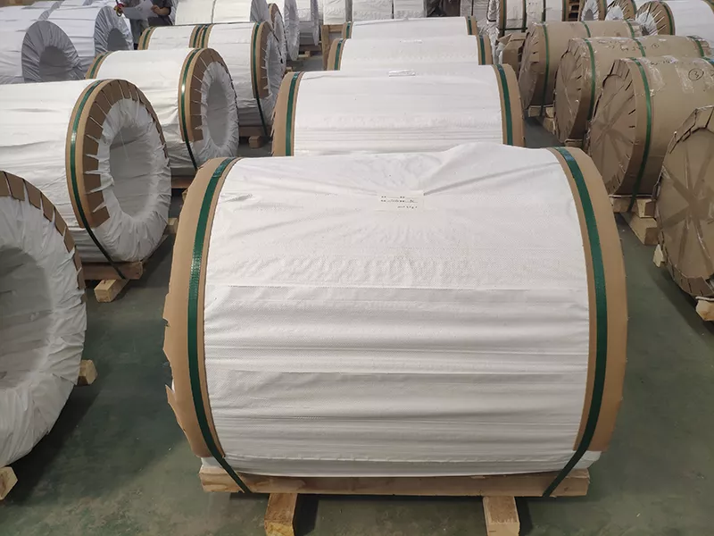 Horizontal packaging aluminum strip eye to wall